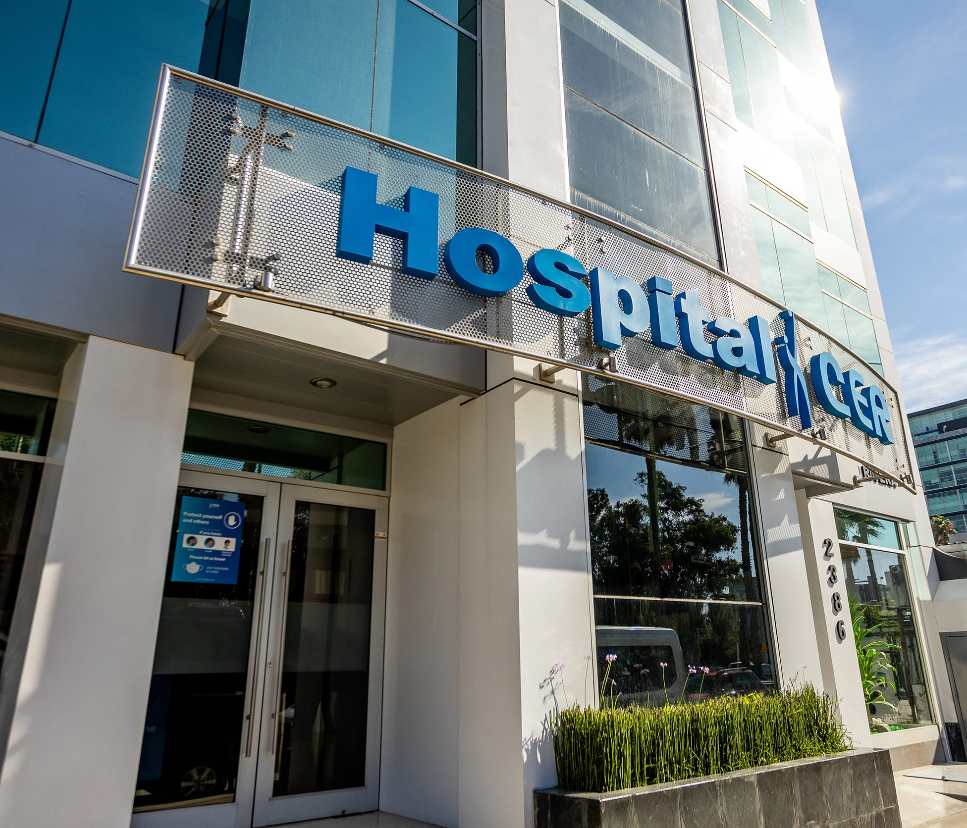 Front entrance to Hospital CER